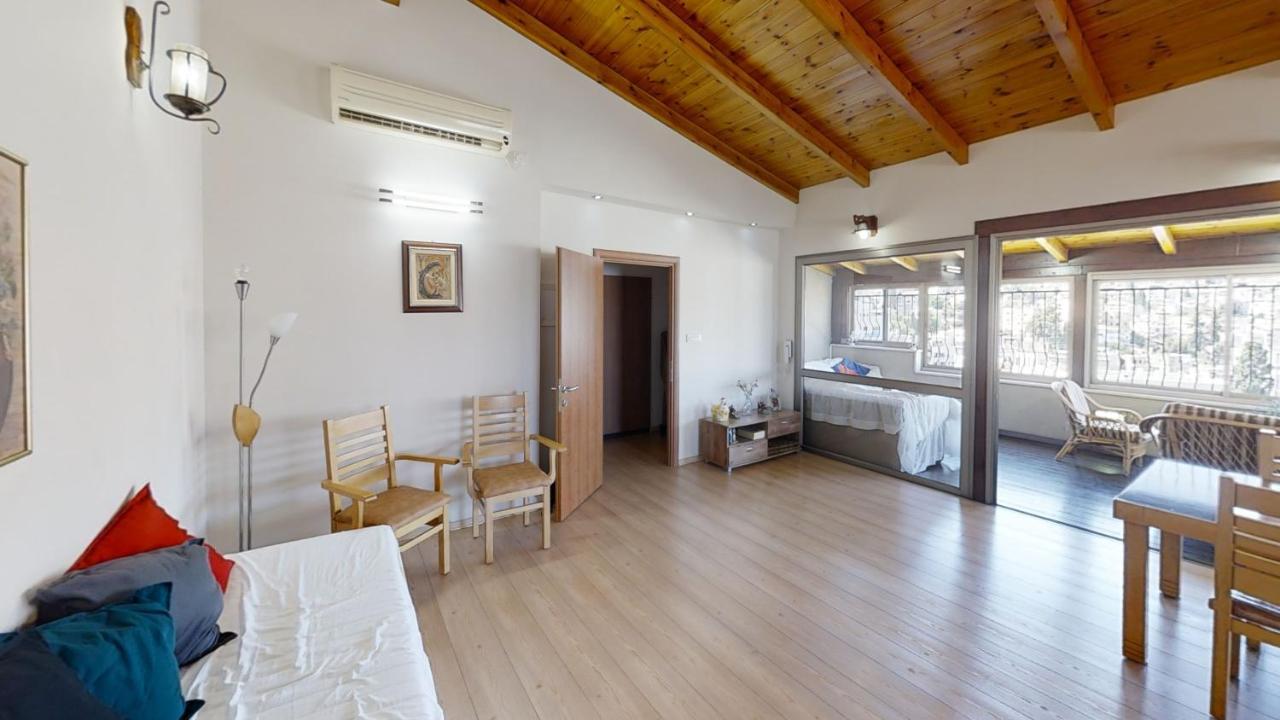 Cozy Wood Apartment With Great View To Nazareth Exterior foto